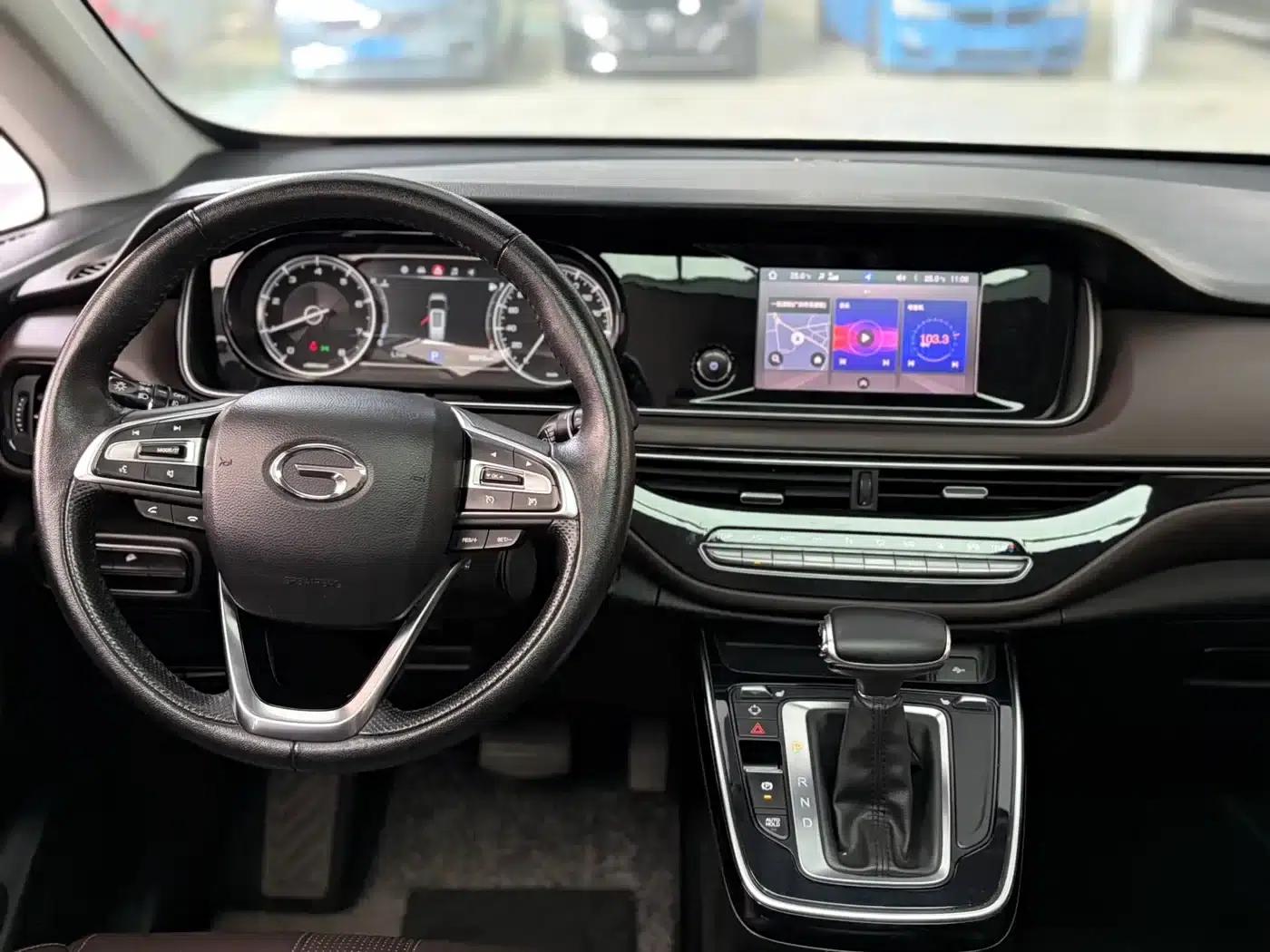 Trumpchi M6 2019 270T DCT Premium Edition (Six Seats) National VI Emission Standard — миниатюра 12