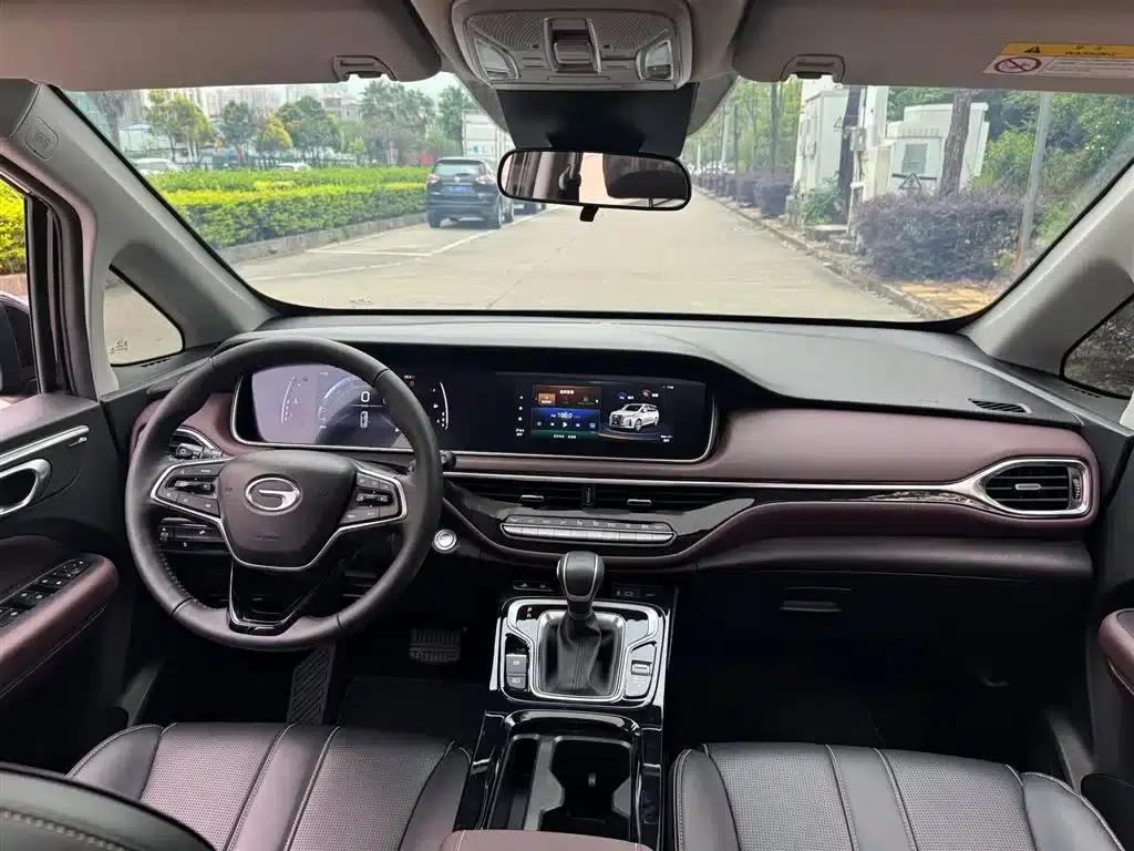 Trumpchi M6 2023 PRO 270T DCT Luxury Edition — миниатюра 6