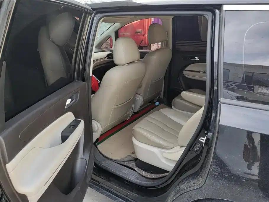 Trumpchi M6 2019 270T DCT Elite Edition (7-seater) National VI Emission Standard — миниатюра 11