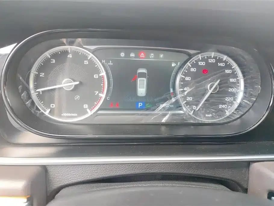 Trumpchi M6 2021 270T DCT Premium Edition (7-seater) — миниатюра 14
