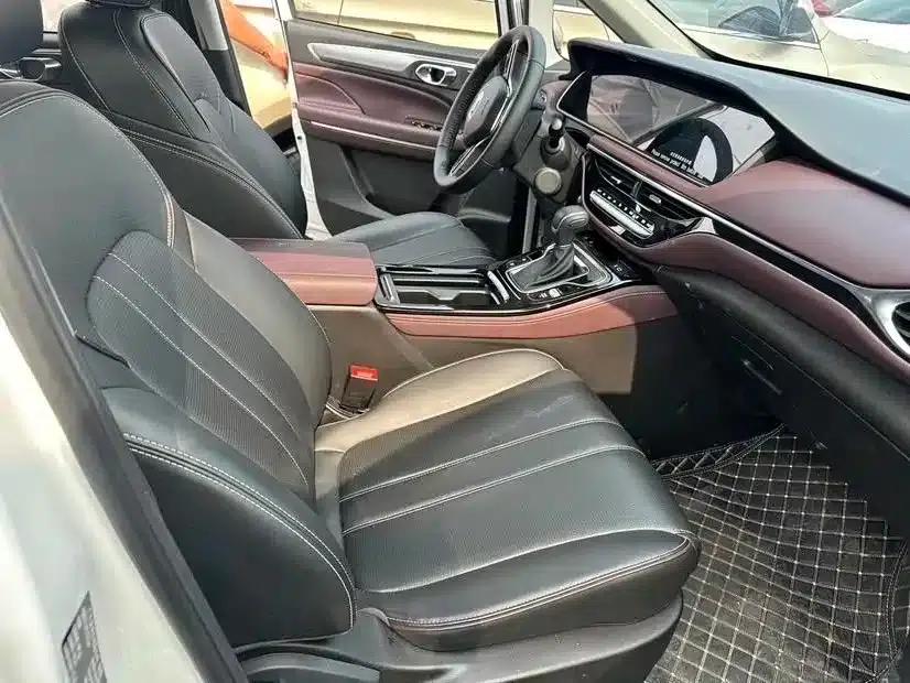 Trumpchi M6 2023 PRO 270T DCT Luxury Edition — миниатюра 10
