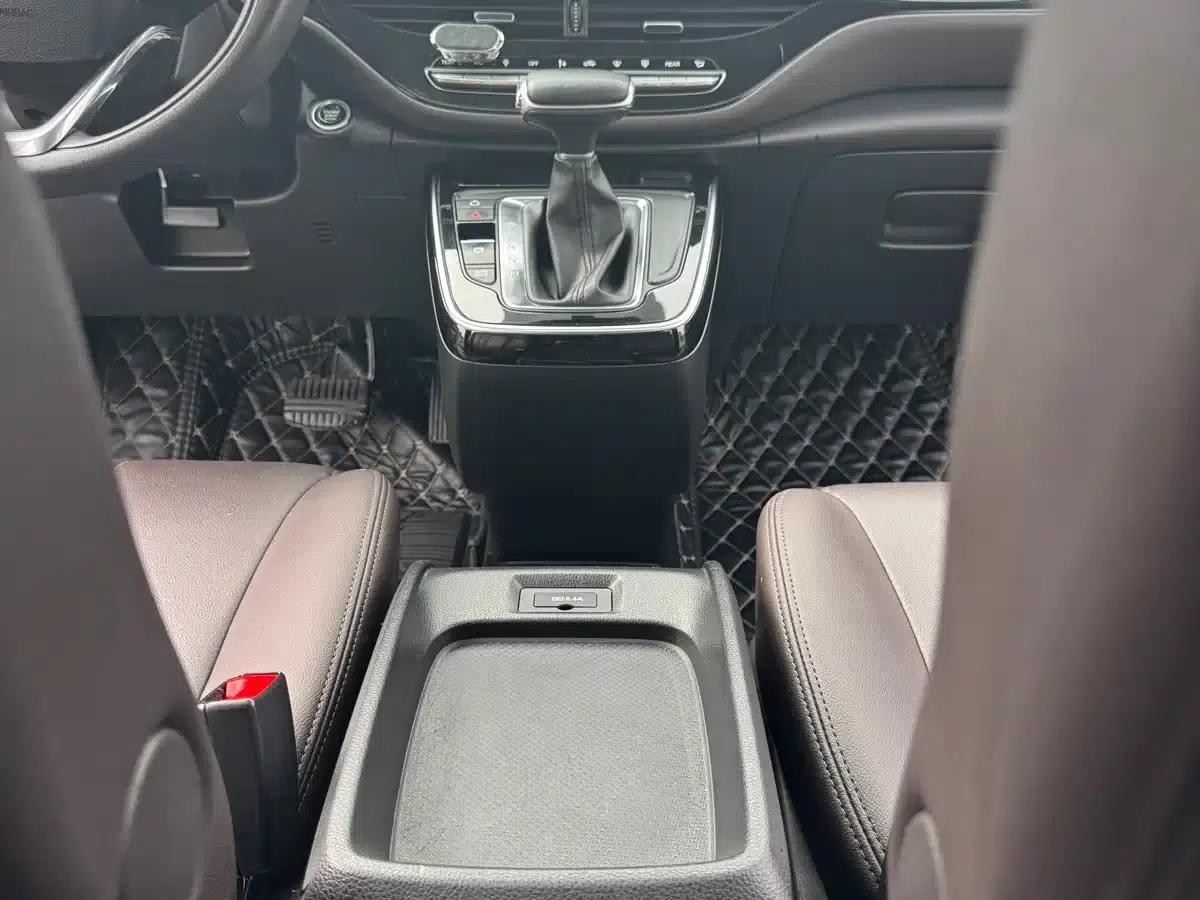 Trumpchi M6 2019 270T Automatic Luxury Edition (Six Seats) National V Emission Standard — миниатюра 11