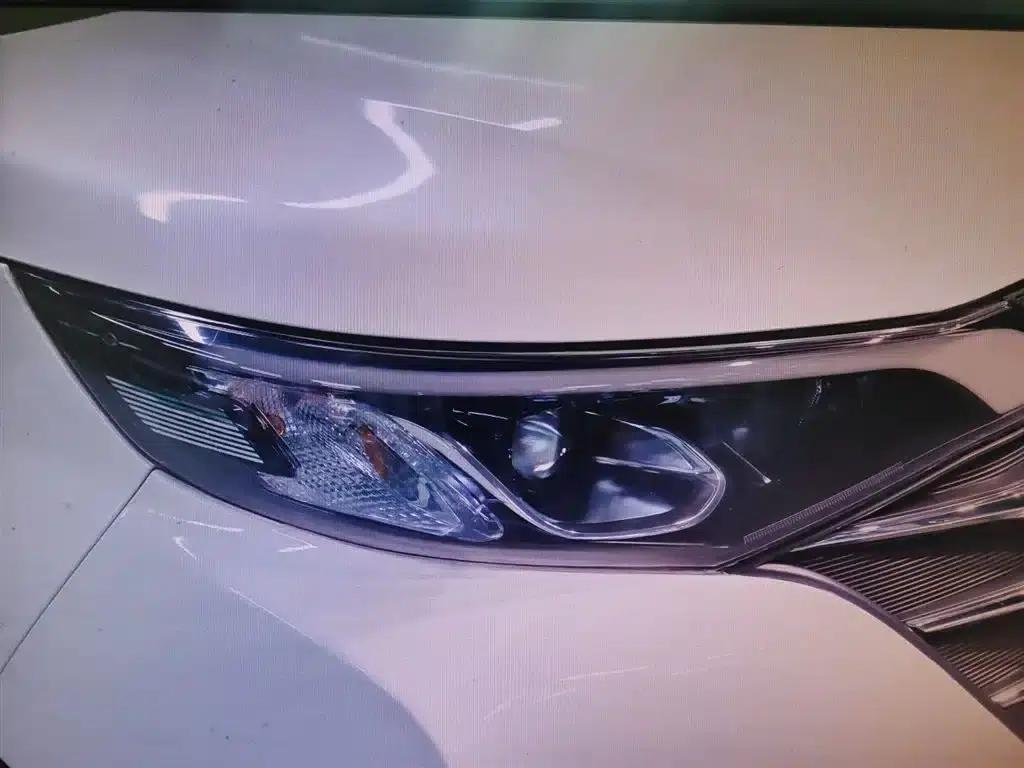 Trumpchi M6 2019 270T DCT Premium Edition (Six Seats) National VI Emission Standard — миниатюра 8