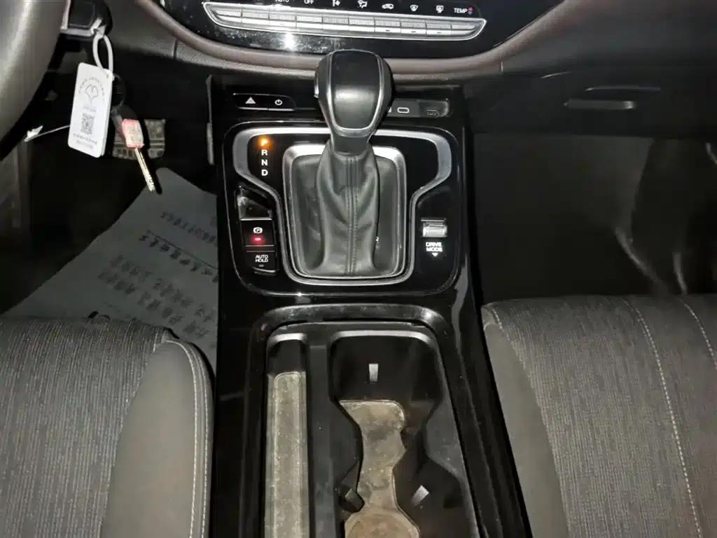 Trumpchi M6 2023 PRO 270T DCT Elite Edition — миниатюра 14
