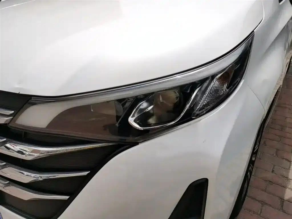 Trumpchi M6 2021 270T DCT Premium Edition (7-seater) — миниатюра 24