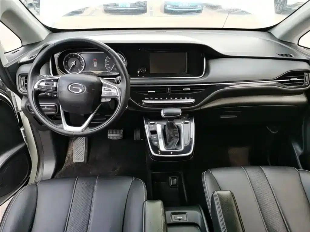 Trumpchi M6 2021 270T DCT Premium Edition (7-seater) — миниатюра 10