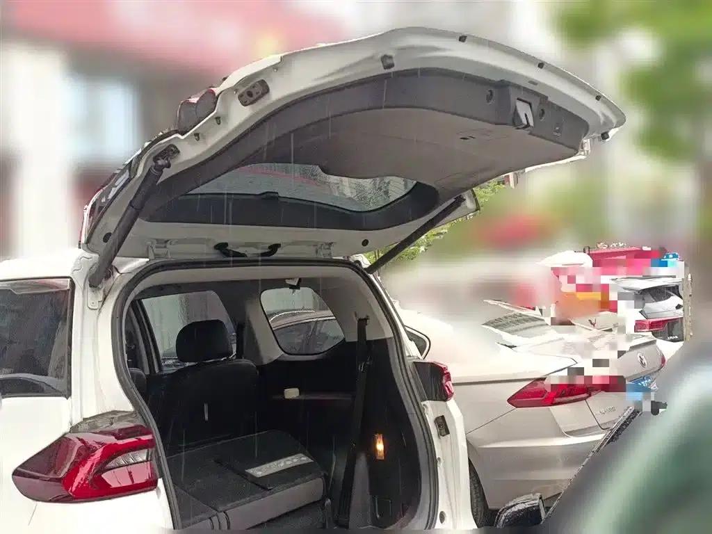 Trumpchi M6 2023 PRO 270T DCT Premium Edition — миниатюра 10