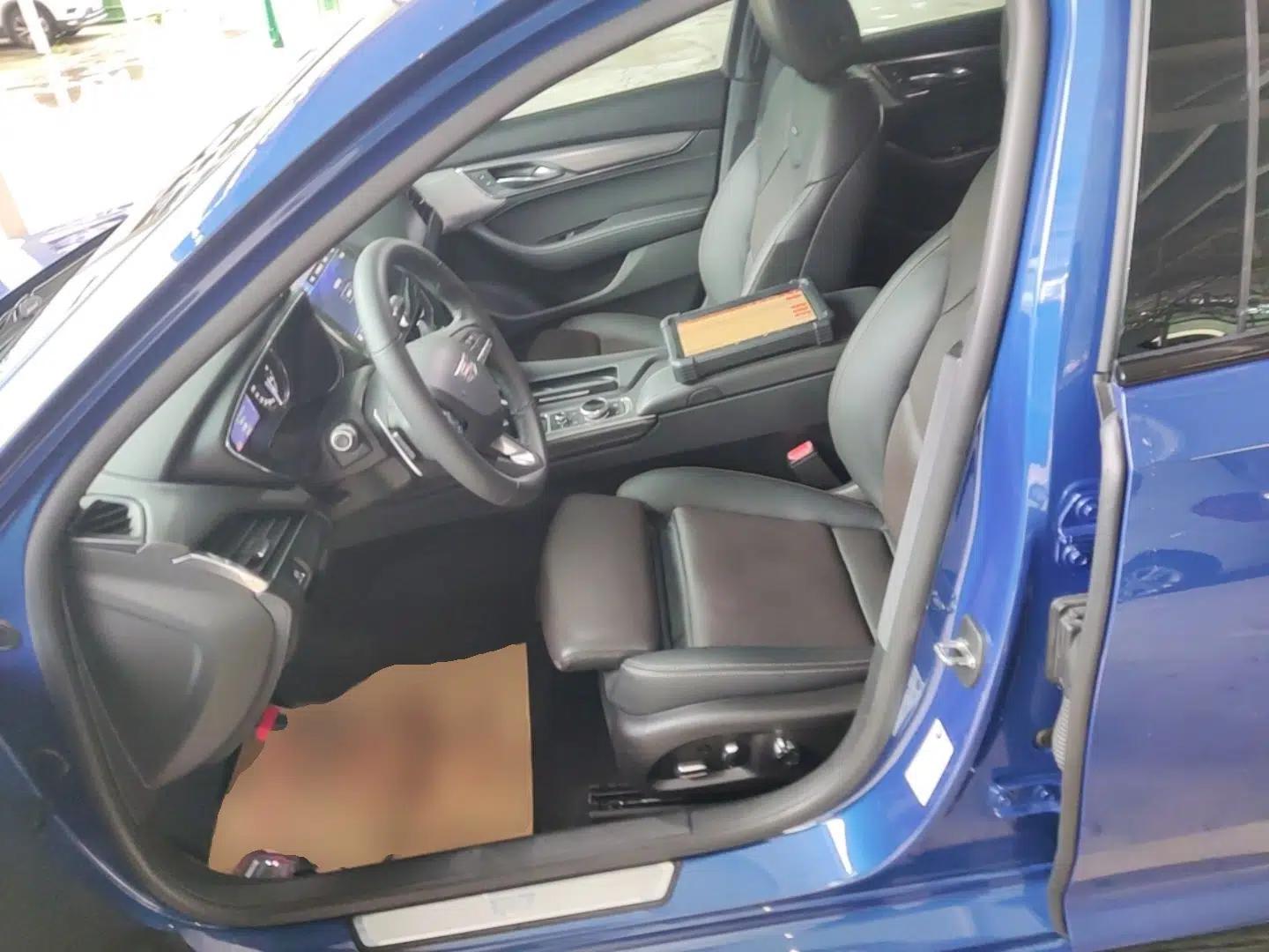 Cadillac CT5 2021 28T Advanced Sport Model — миниатюра 18