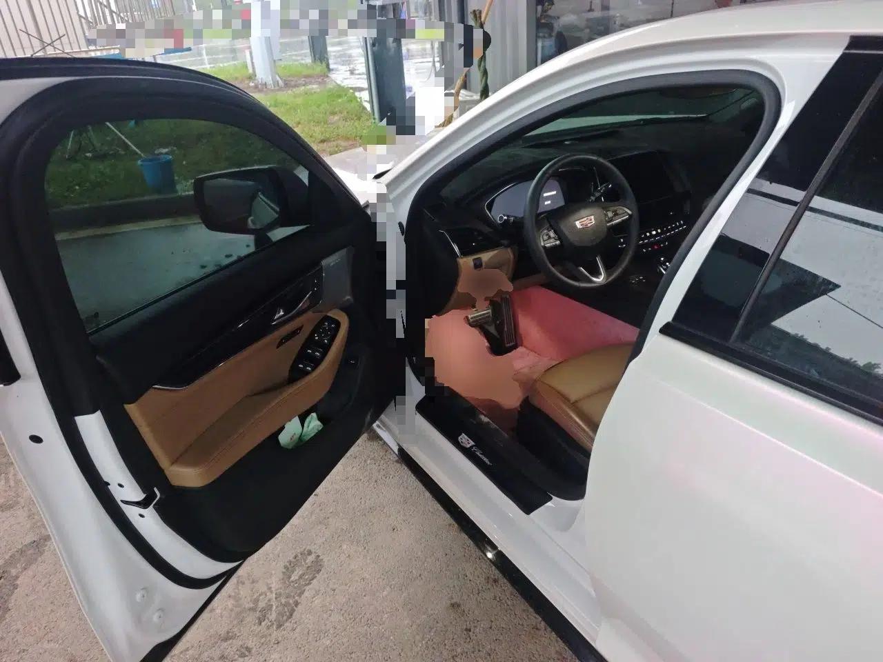 Cadillac CT5 2023 28T Prestige Model — миниатюра 17