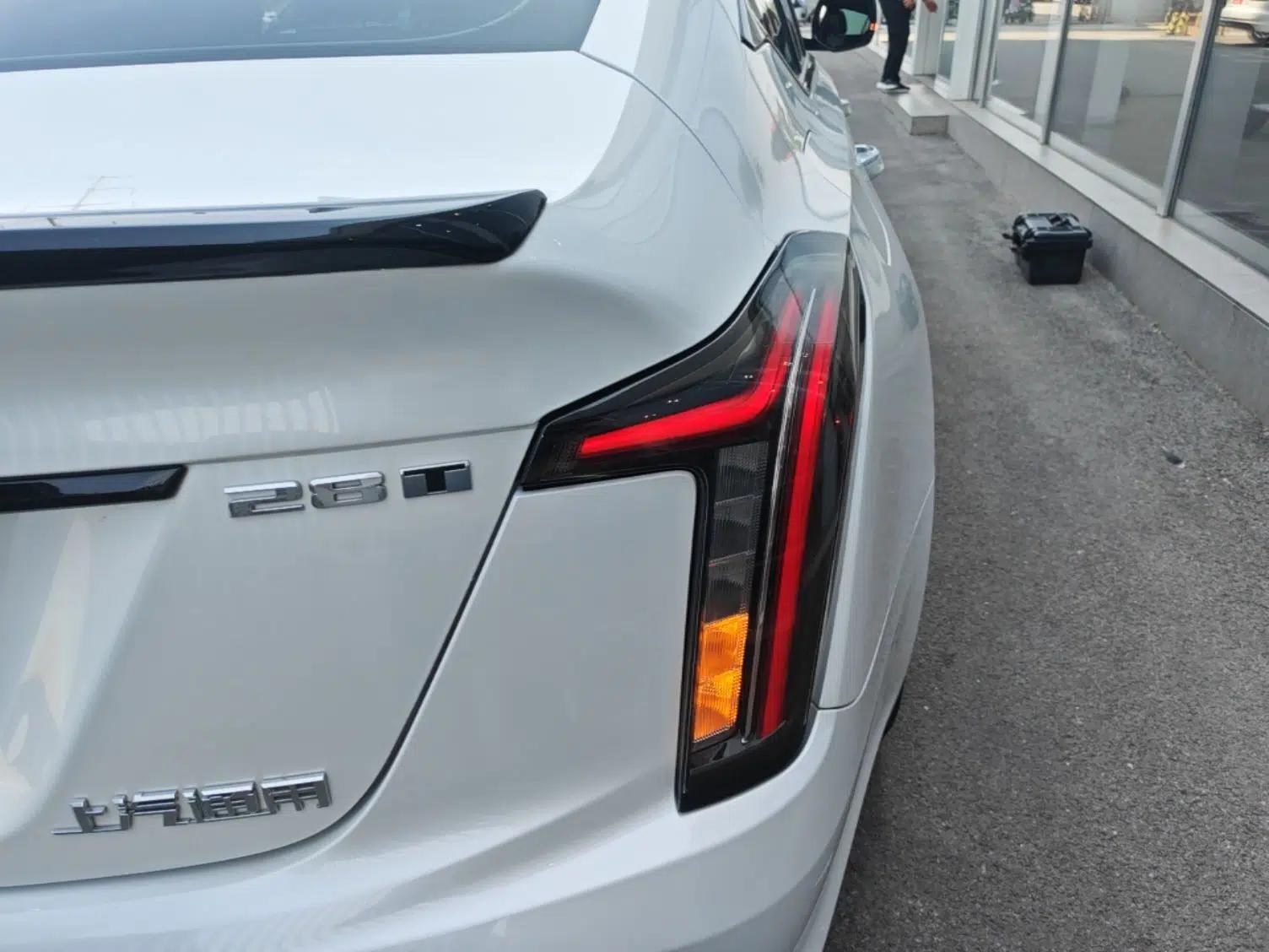 Cadillac CT5 2023 28T Luxury Edition (Standard Version) — миниатюра 7