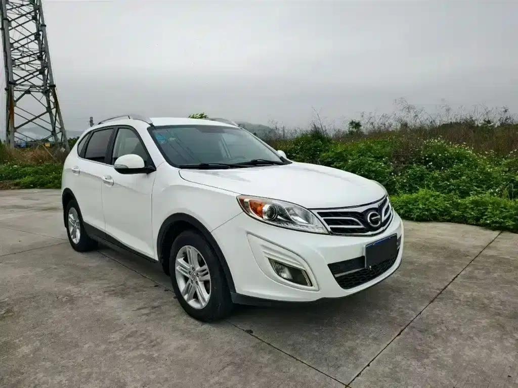 Trumpchi GS5 2014 2.0L Automatic 2WD Premium Edition — миниатюра 2