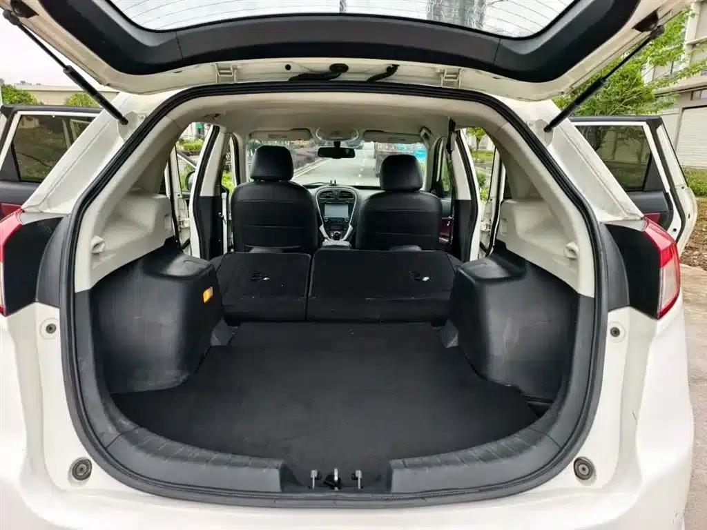 Trumpchi GS5 2014 2.0L Automatic 2WD Premium Edition — миниатюра 5