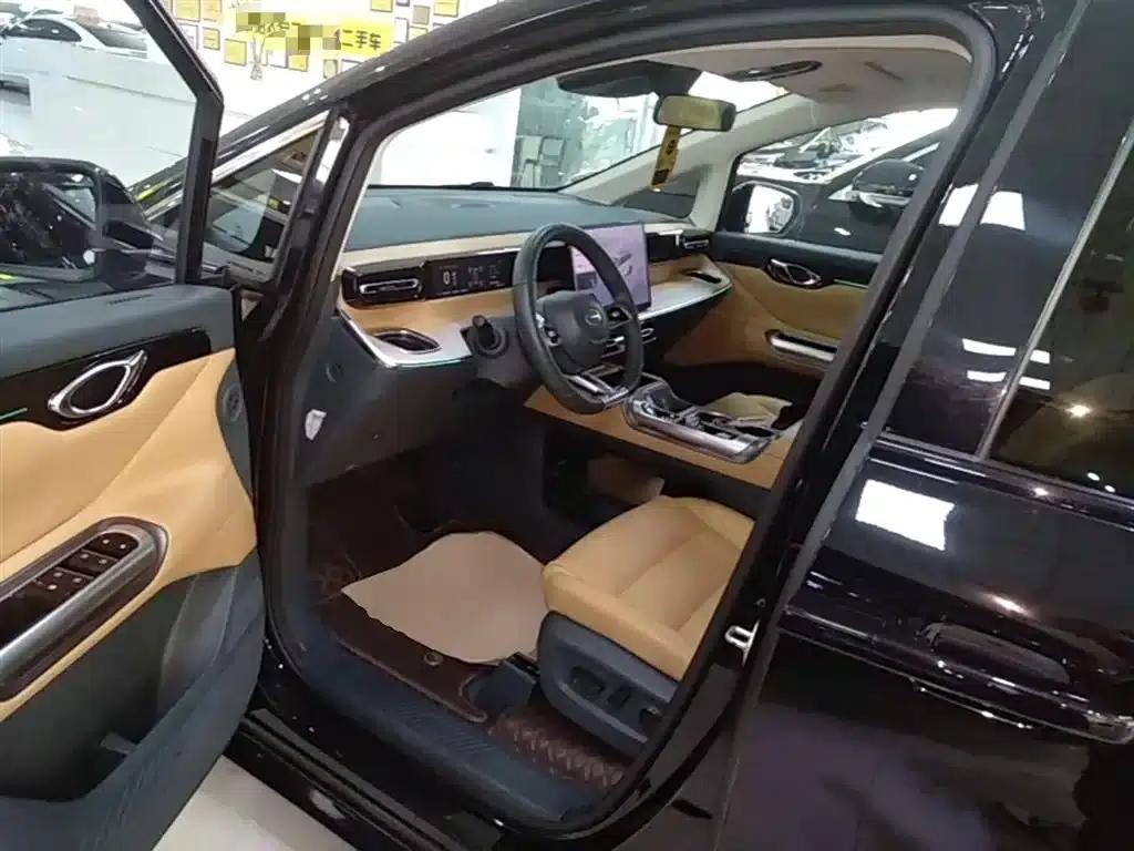 Trumpchi E8 PHEV 2024 Model 150km MAX — миниатюра 16