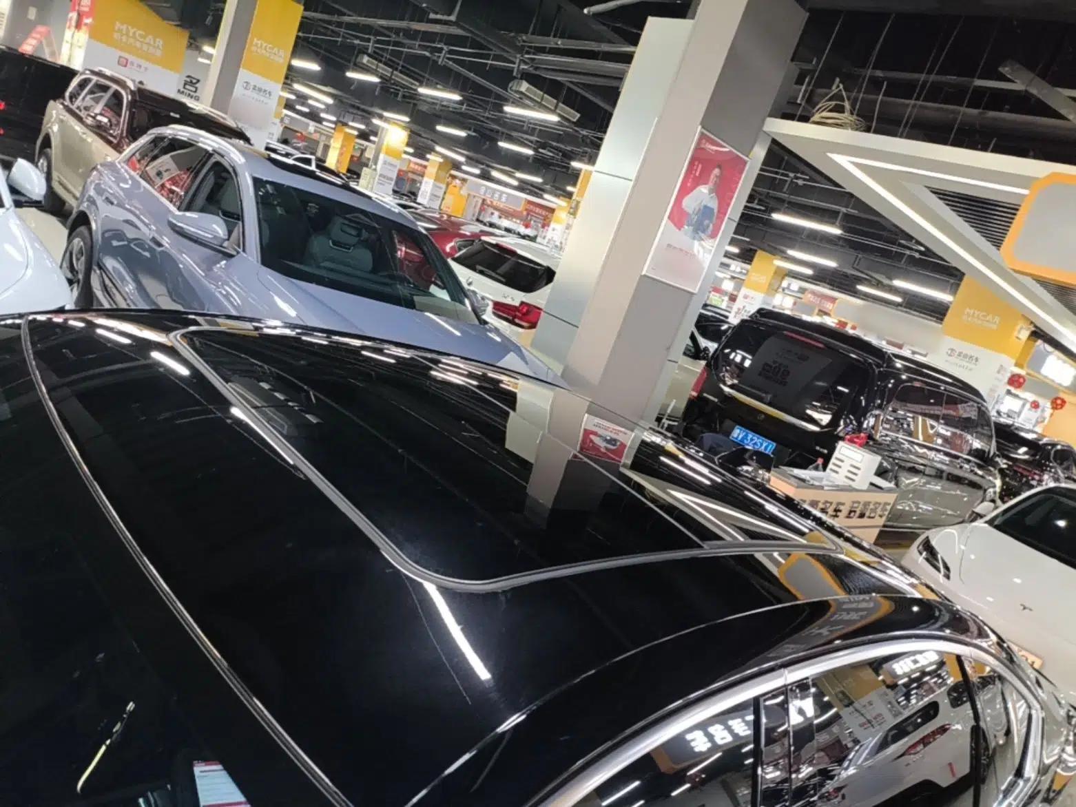 Cadillac CT6 2023 28T Luxury Version — миниатюра 11