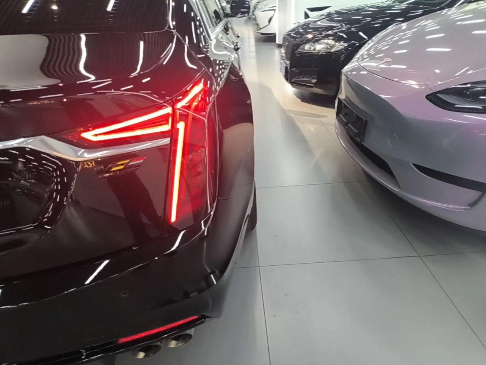 Cadillac CT6 2019 28T Luxury Model — миниатюра 7