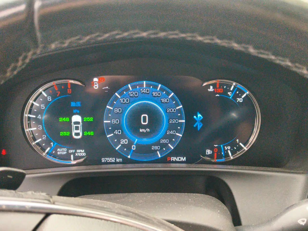 Cadillac CT6 2017 28T Premier Model — миниатюра 12