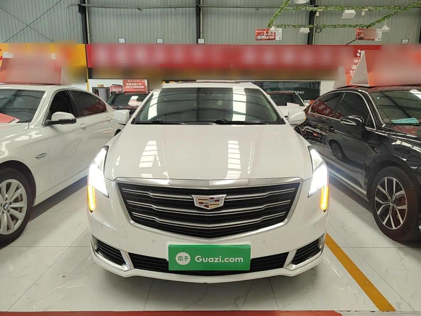 Cadillac XTS 2018 28T Elite Edition — миниатюра 2