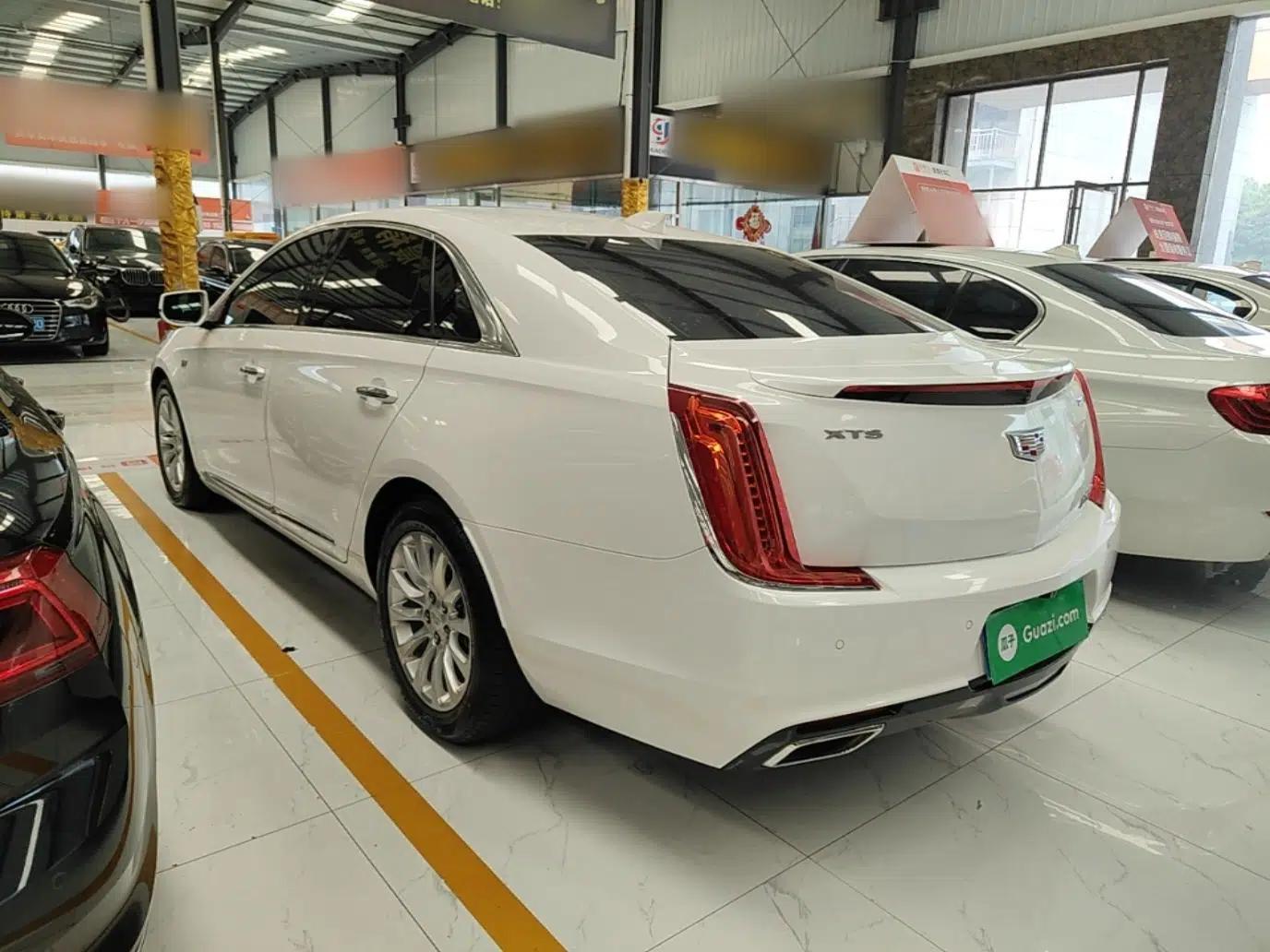 Cadillac XTS 2018 28T Elite Edition — миниатюра 7