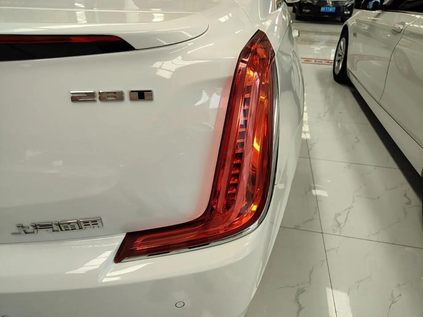 Cadillac XTS 2018 28T Elite Edition — миниатюра 8
