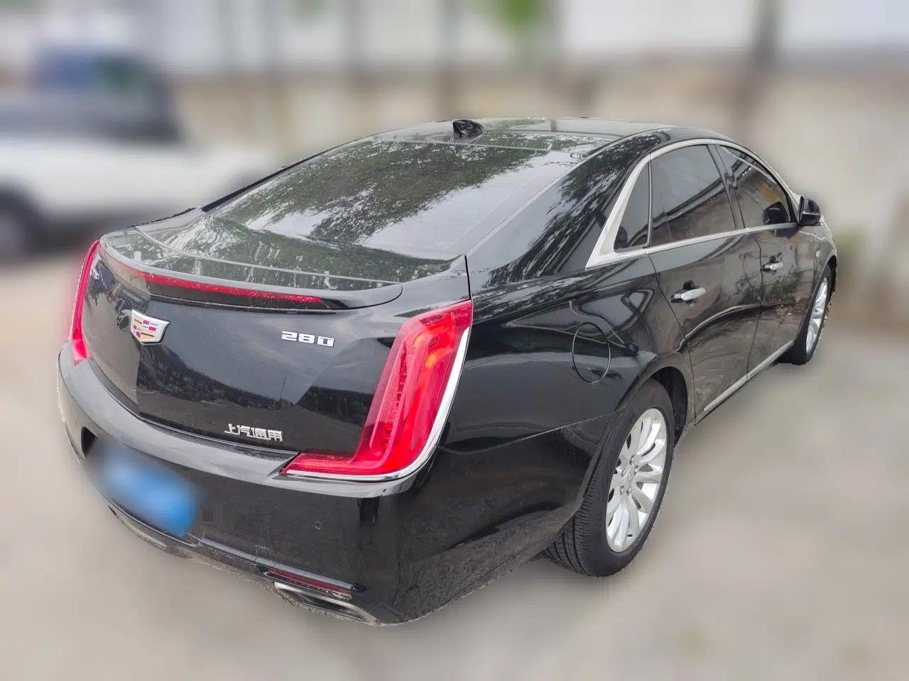 Cadillac XTS 2018 28T Elite Edition — миниатюра 6