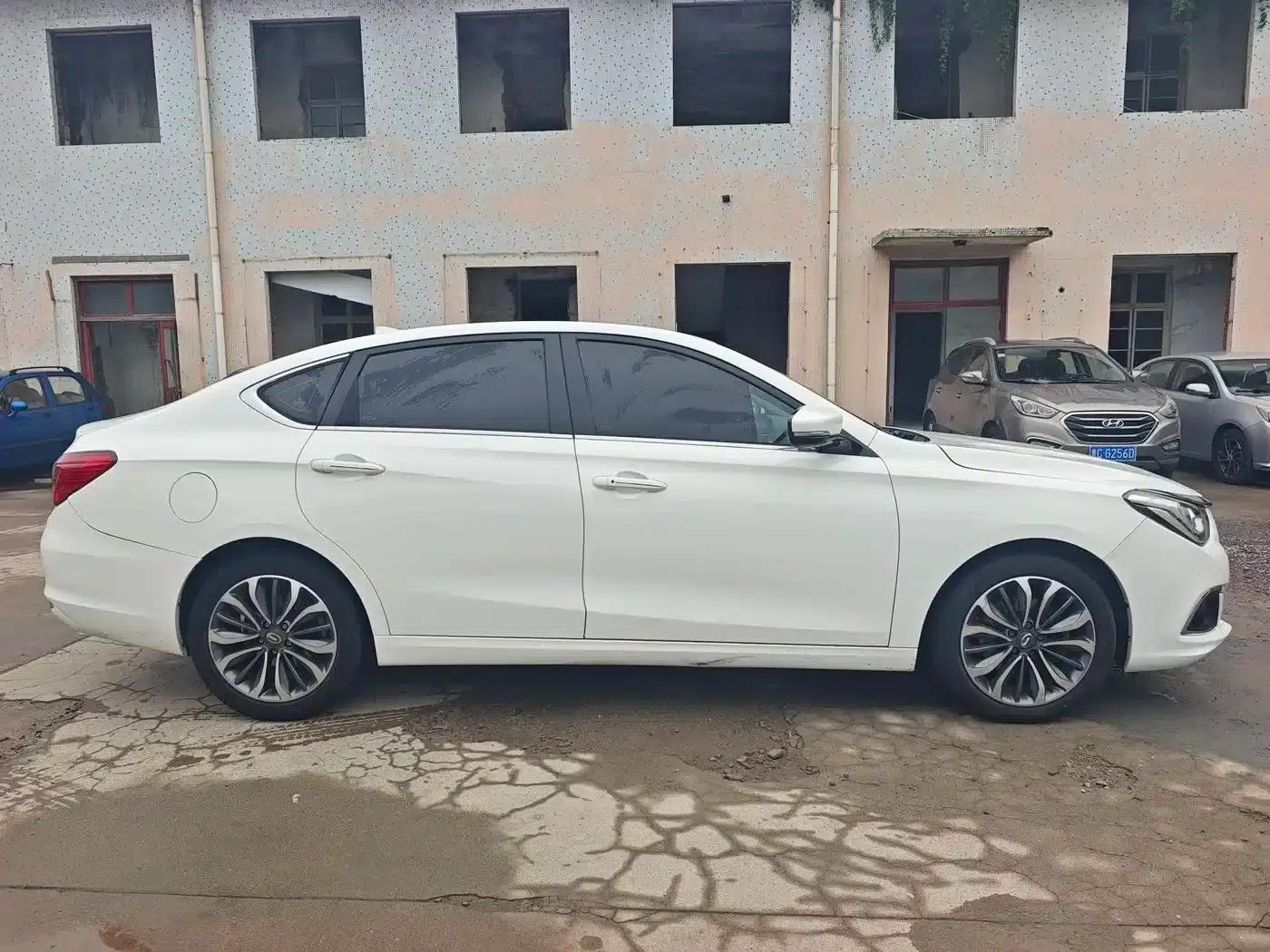 Trumpchi GA6 2016 235T DCT Luxury Edition — миниатюра 3