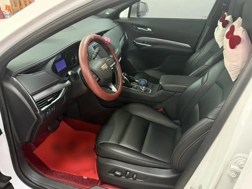 Cadillac XT4 2021 28T Two-Wheel Drive Leading Version — миниатюра 11