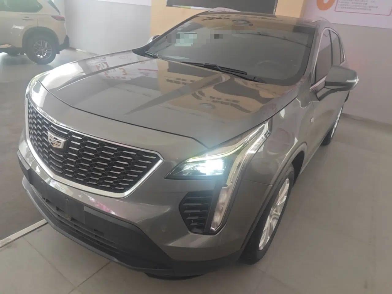 Cadillac XT4 2018 28T Two-Wheel Drive Tech Version — миниатюра 1