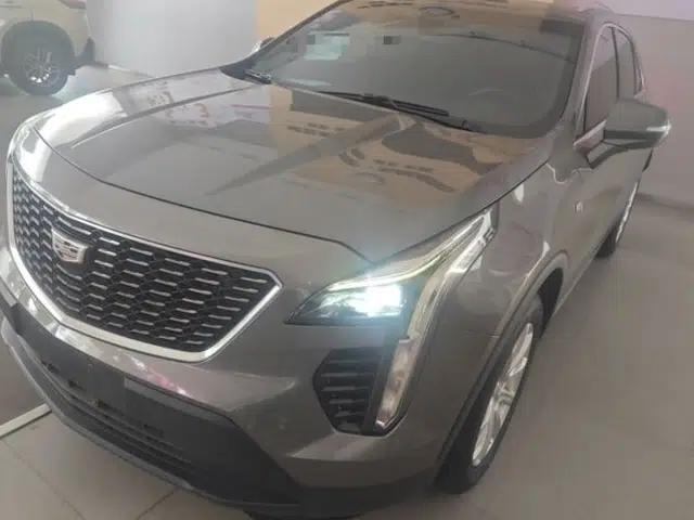 Cadillac XT4 2018 28T Two-Wheel Drive Tech Version