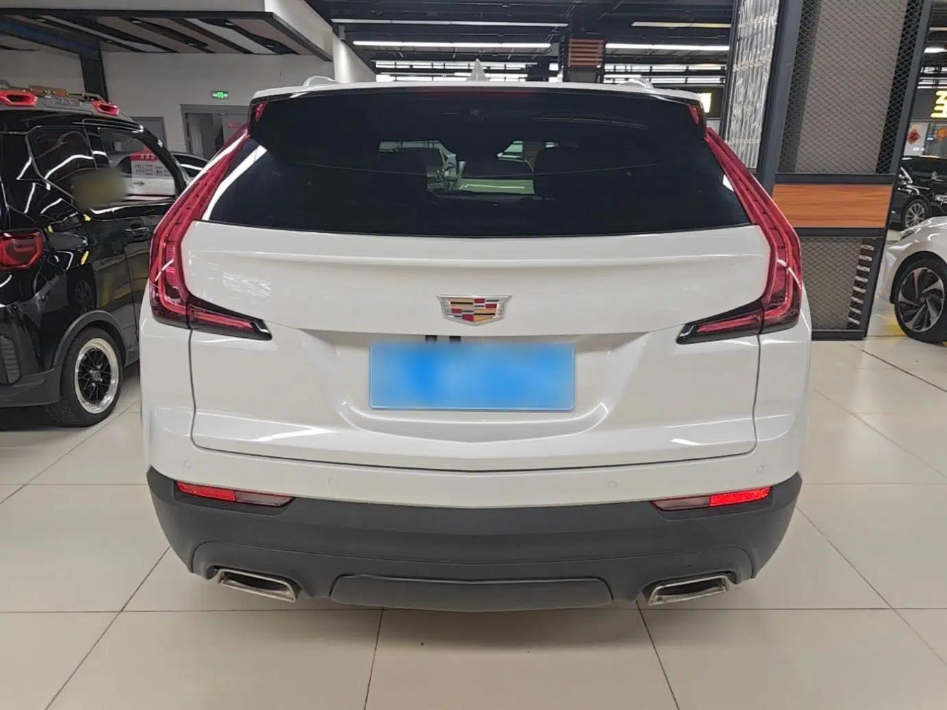 Cadillac XT4 2018 28T Two-Wheel Drive Tech Version — миниатюра 5