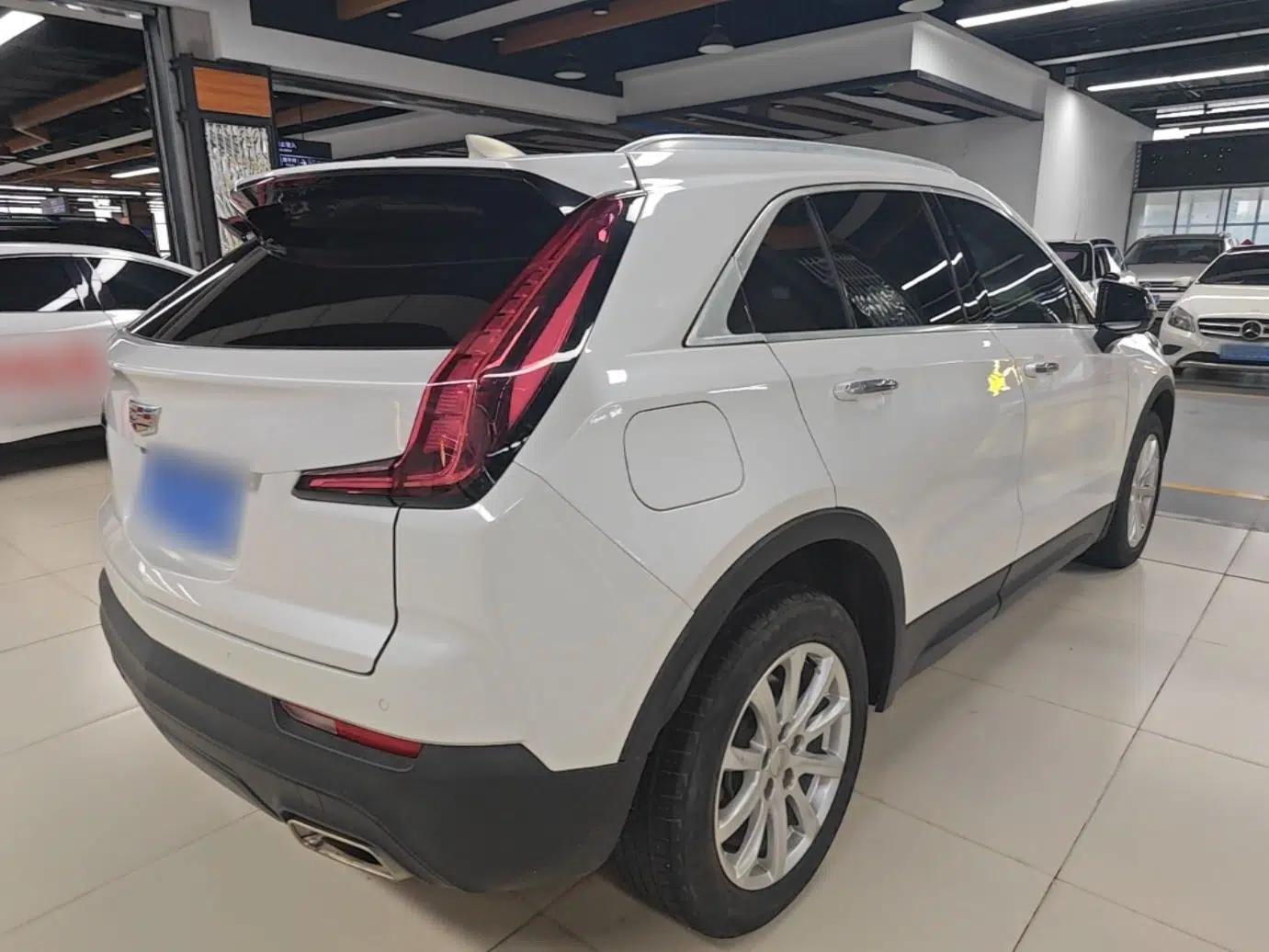 Cadillac XT4 2018 28T Two-Wheel Drive Tech Version — миниатюра 6