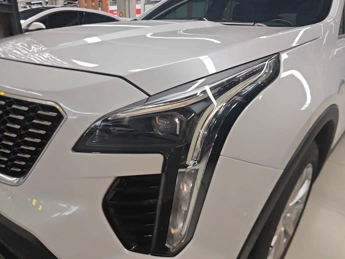 Cadillac XT4 2018 28T Two-Wheel Drive Tech Version — миниатюра 9