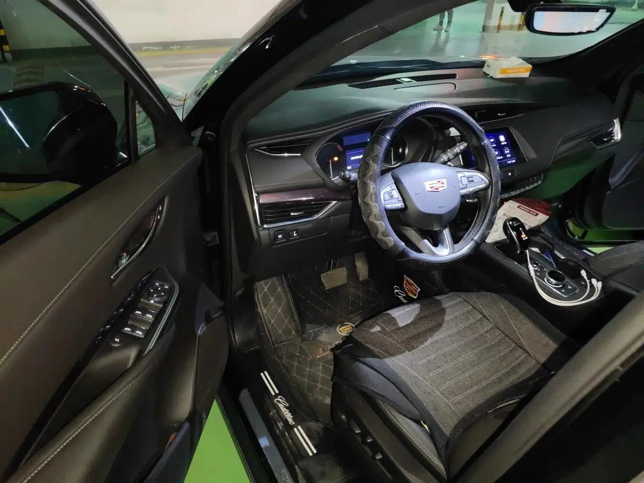 Cadillac XT4 2020 Revised Version 28T Two-Wheel Drive Tech Edition — миниатюра 17