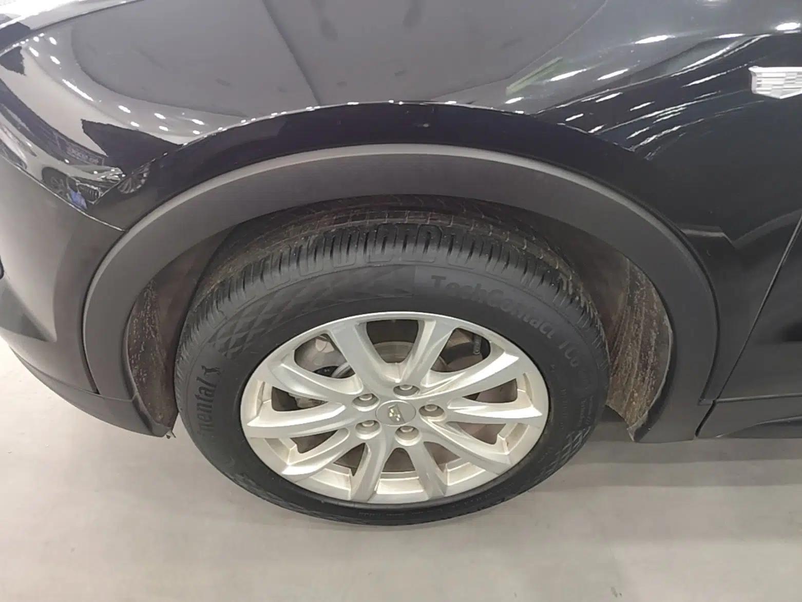 Cadillac XT4 2020 Revised Version 28T Two-Wheel Drive Tech Edition — миниатюра 8