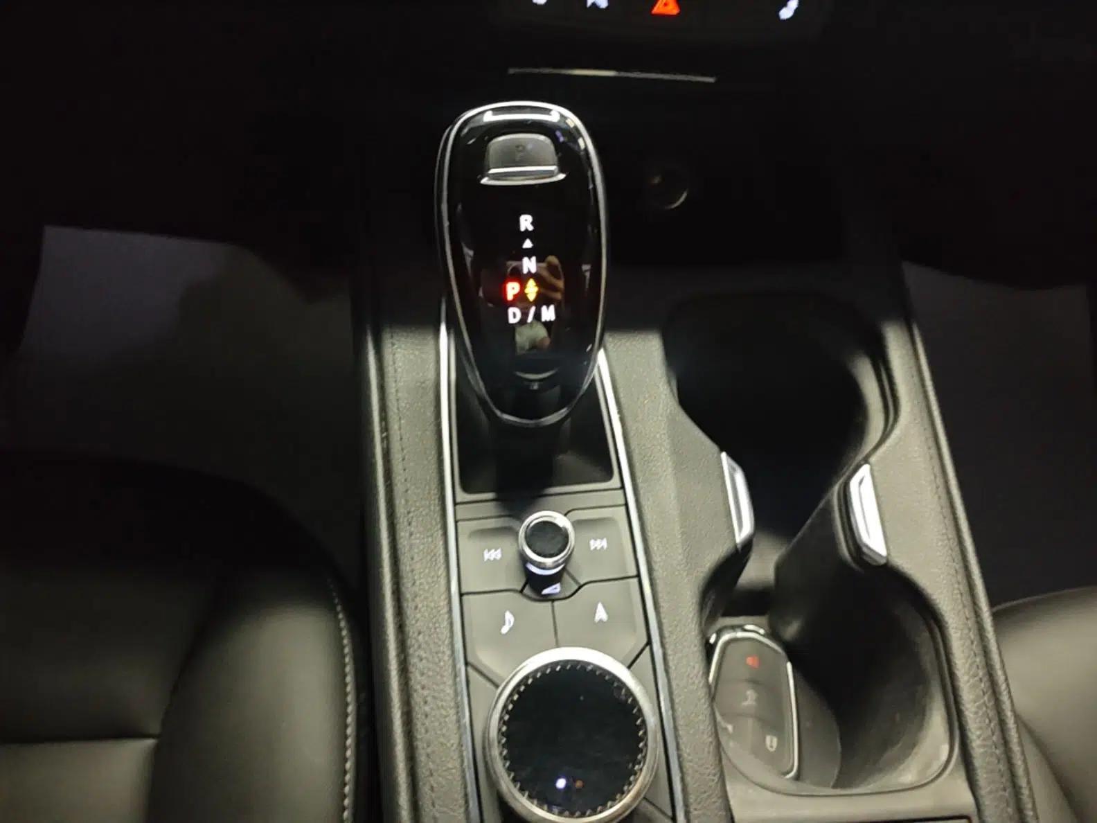 Cadillac XT4 2020 Revised Version 28T Two-Wheel Drive Leading Edition — миниатюра 17
