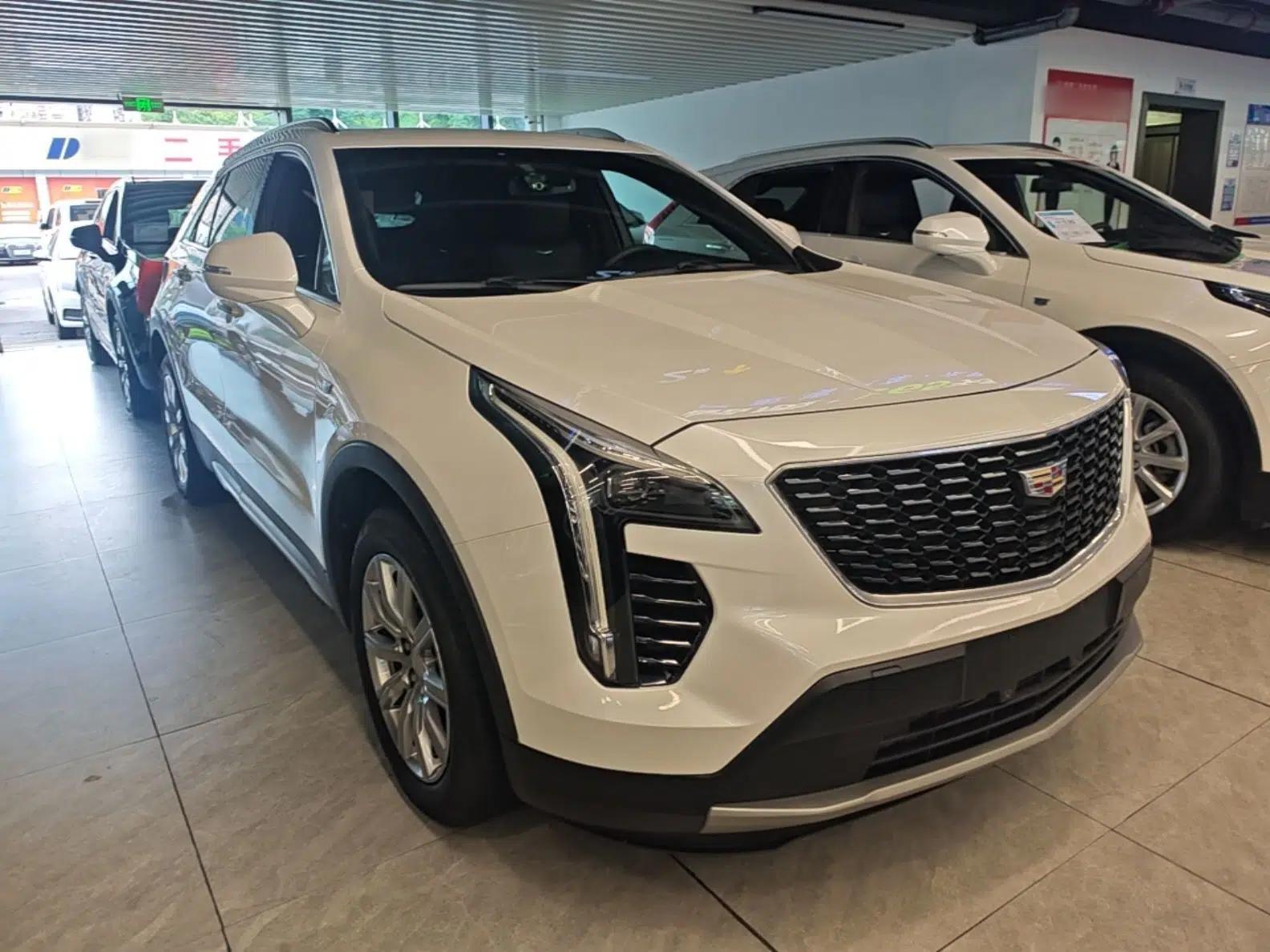 Cadillac XT4 2020 Revised Version 28T Two-Wheel Drive Leading Edition — миниатюра 3