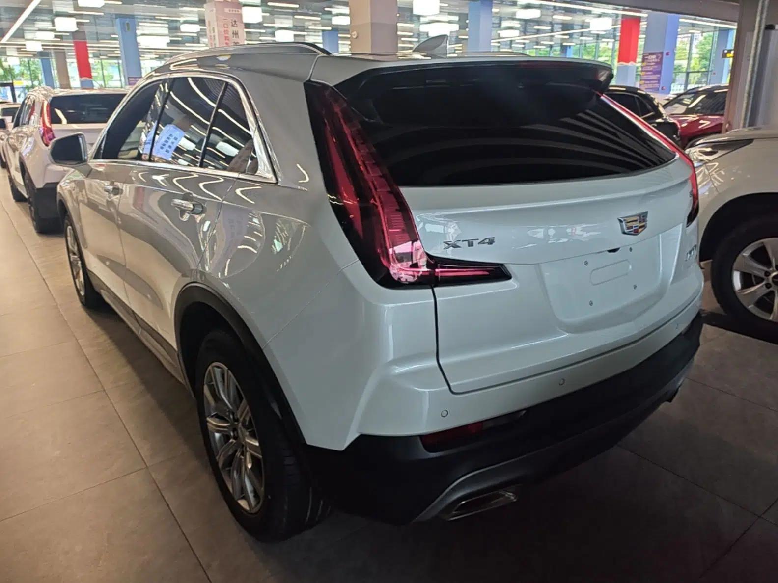Cadillac XT4 2020 Revised Version 28T Two-Wheel Drive Leading Edition — миниатюра 4