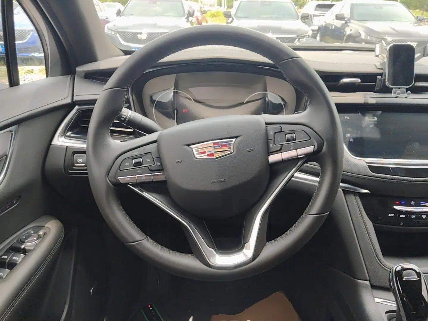Cadillac XT6 2020 28T Seven-Seater Fashion Edition — миниатюра 14
