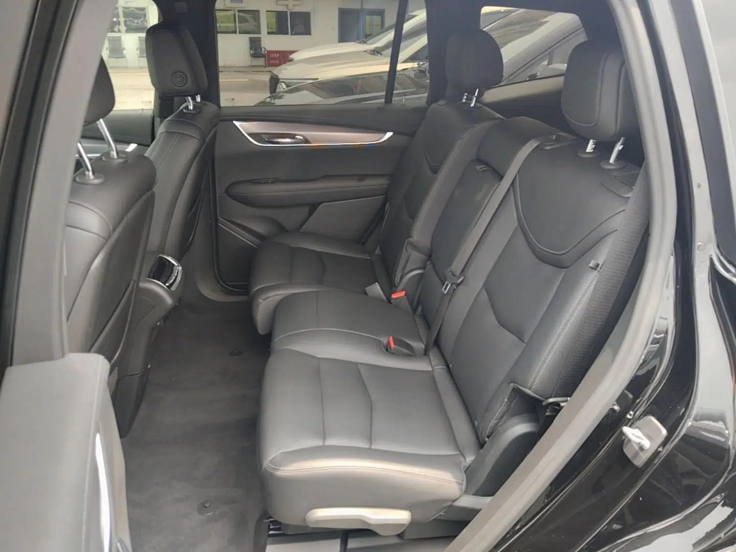 Cadillac XT6 2020 28T Seven-Seater Fashion Edition — миниатюра 20