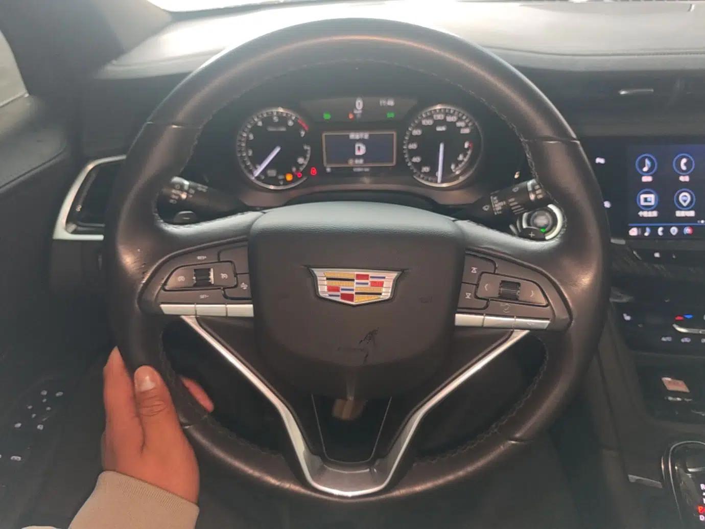 Cadillac XT6 2021 2.0T 7-Seater Two-Wheel-Drive Luxury Version — миниатюра 14