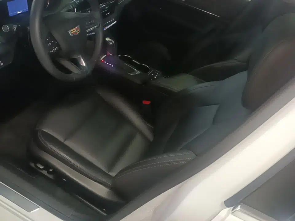 Cadillac CT4 2023 25T Fashion Edition — миниатюра 18