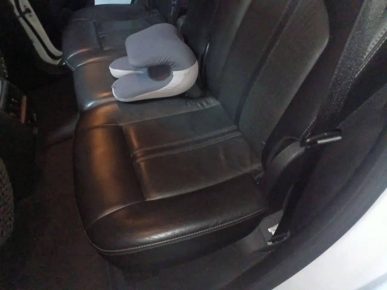Cadillac SRX 2015 3.0L Elite Model — миниатюра 18