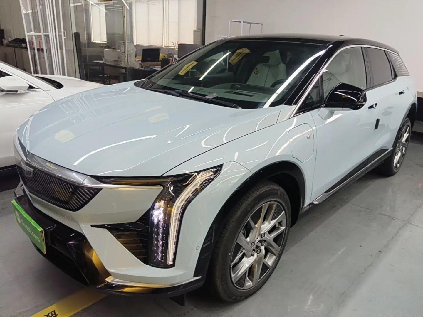 Cadillac OPTIQ 2024 Four-Wheel Drive Long-Range Version — миниатюра 1