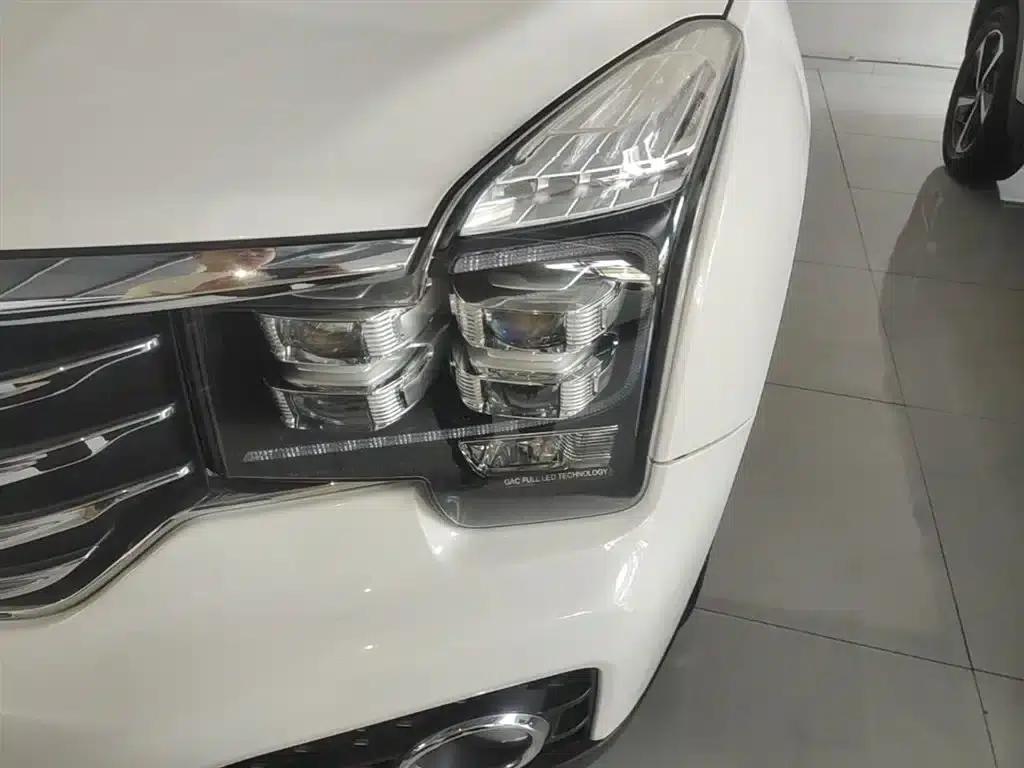 Trumpchi GS7 2017 320T 2WD Luxury Intelligent Connectivity Edition — миниатюра 24