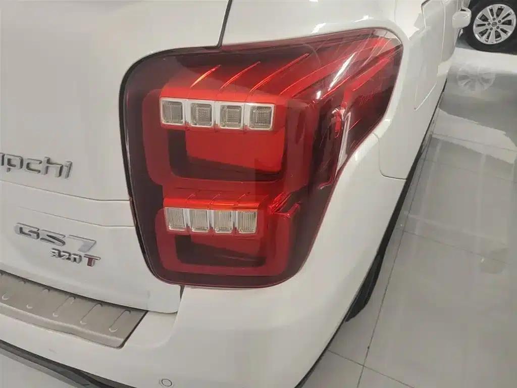 Trumpchi GS7 2017 320T 2WD Luxury Intelligent Connectivity Edition — миниатюра 8