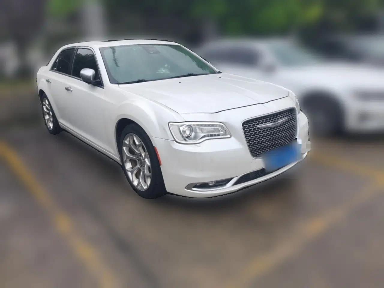 Chrysler 300C 2016 3.0L Supreme Edition — миниатюра 3