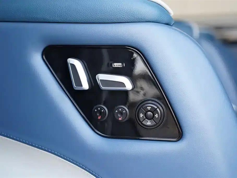 2015 SAVANA 5.3L G600S 4WD Luxury Edition — миниатюра 13