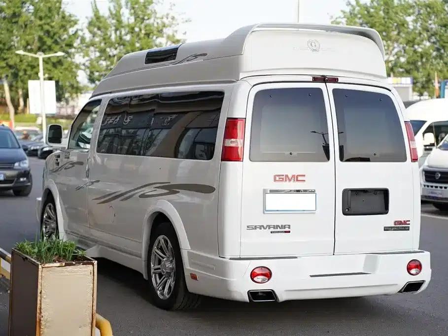 2015 SAVANA 5.3L G600S 4WD Luxury Edition — миниатюра 33