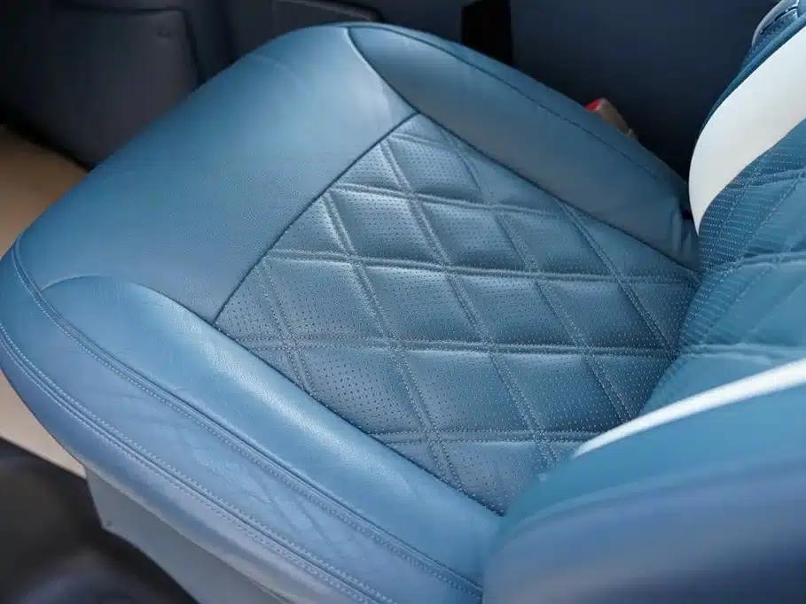 2015 SAVANA 5.3L G600S 4WD Luxury Edition — миниатюра 7