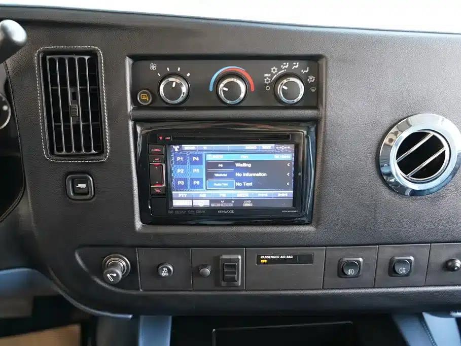 2015 SAVANA 5.3L G600S 4WD Luxury Edition — миниатюра 10