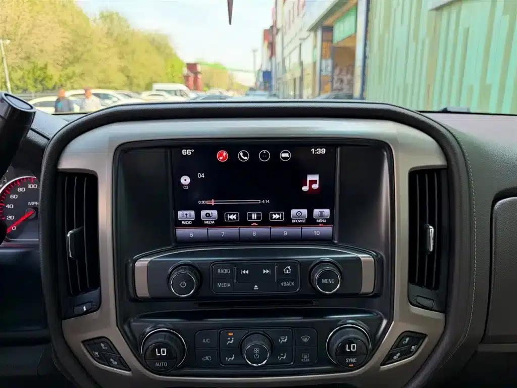 2017 Sierra Luxury Edition — миниатюра 6